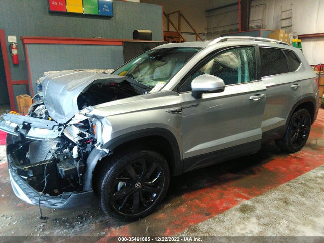 2022 Volkswagen Taos, VIN: 3VVLX7B29NM039630