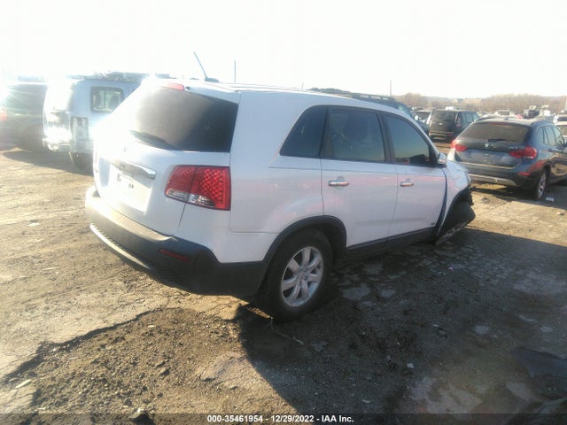 2011 KIA SORENTO LX VIN: 5XYKTCA12BG014293