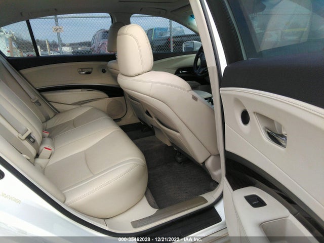 2016 Acura RLX, VIN: JH4KC1F51GC001285