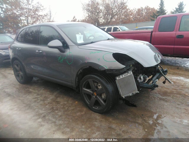 2016 Porsche Cayenne, VIN: WP1AB2A21GLA94391