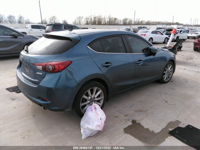 2017 Mazda 3, VIN: 3MZBN1L79HM147044
