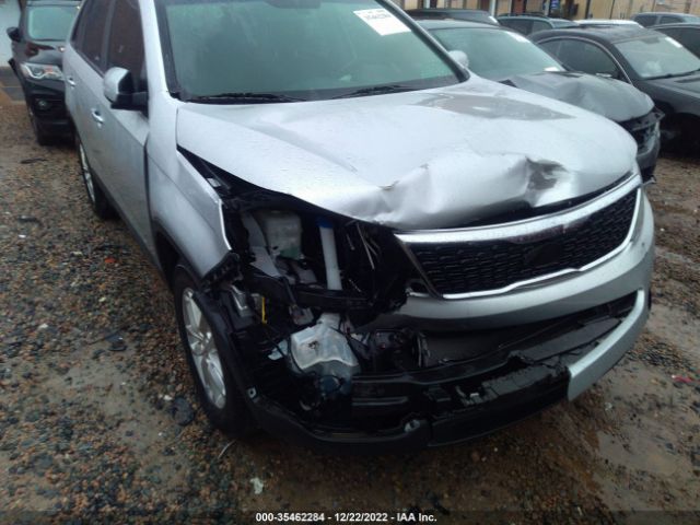 5XYKT3A66EG530690 KIA SORENTO LX