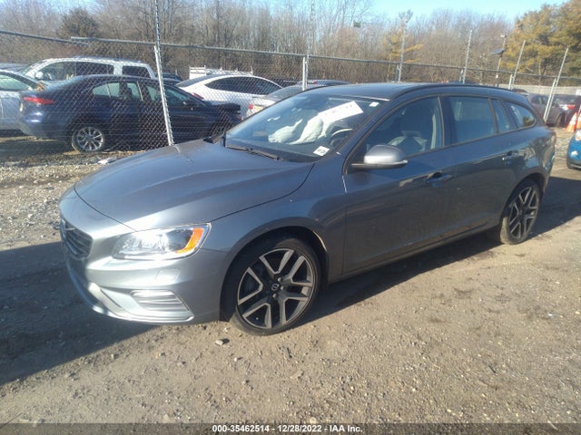 2018 Volvo V60, VIN: YV140MSLXJ2398088
