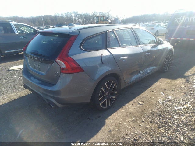 2018 Volvo V60, VIN: YV140MSLXJ2398088