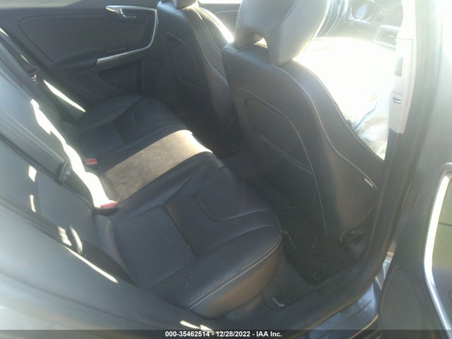 2018 Volvo V60, VIN: YV140MSLXJ2398088