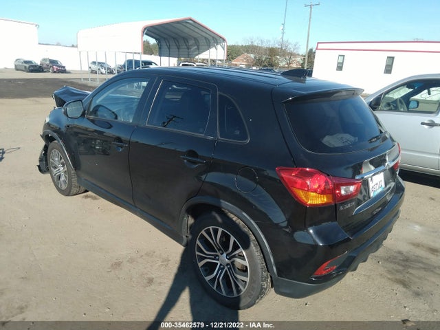 JA4AR3AW5JZ028138 Mitsubishi Outlander Sport Se 2.4