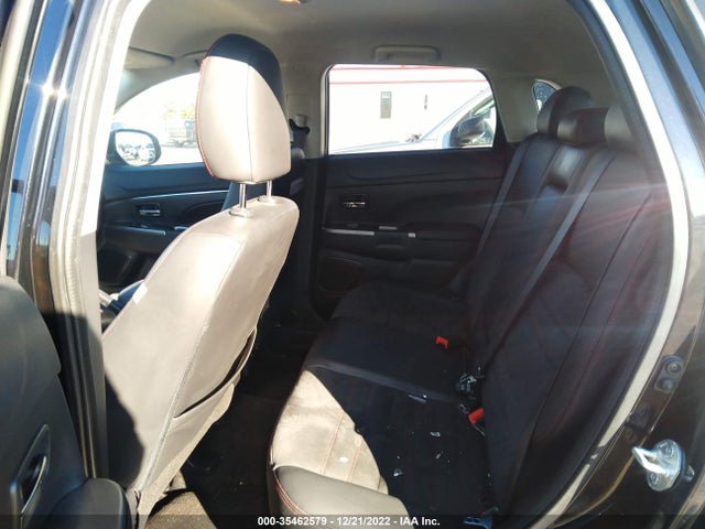 JA4AR3AW5JZ028138 Mitsubishi Outlander Sport Se 2.4