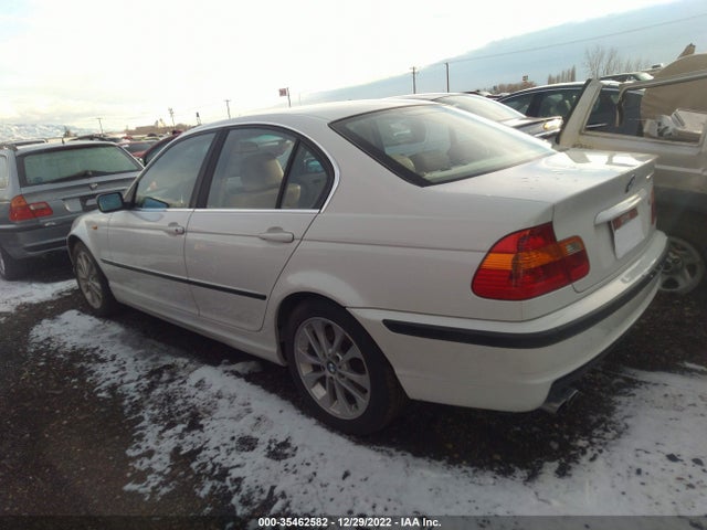BMW 3 Series 330xi 2003 WBAEW53463PN31356 Image 3