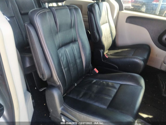 2016 Chrysler Town & Country, VIN: 2C4RC1BG7GR110736