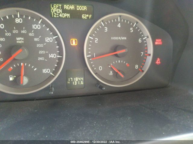 YV1MJ682272271853 Volvo V50