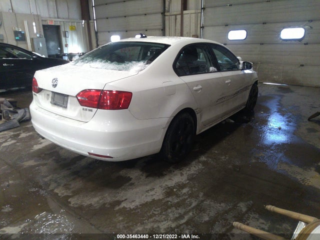 3VWDP7AJ2CM406163 Volkswagen Jetta Sedan Se W