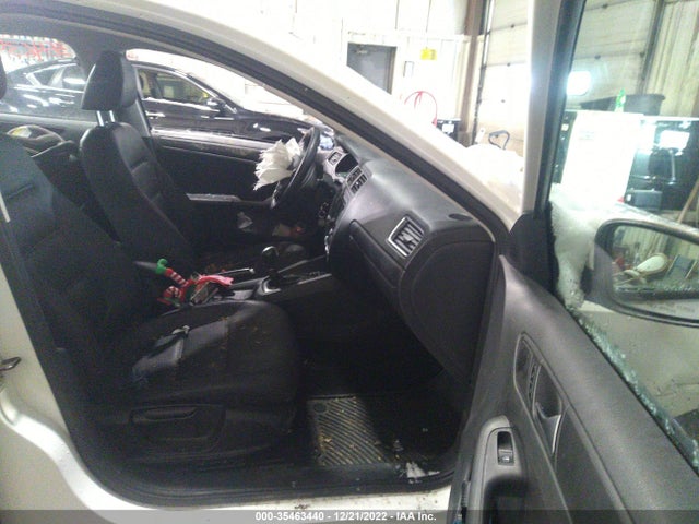 3VWDP7AJ2CM406163 Volkswagen Jetta Sedan Se W