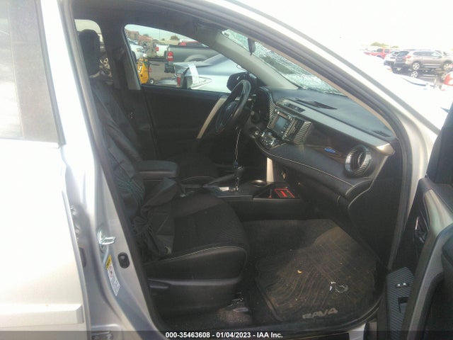 2015 Toyota RAV4, VIN: 2T3WFREV1FW157882