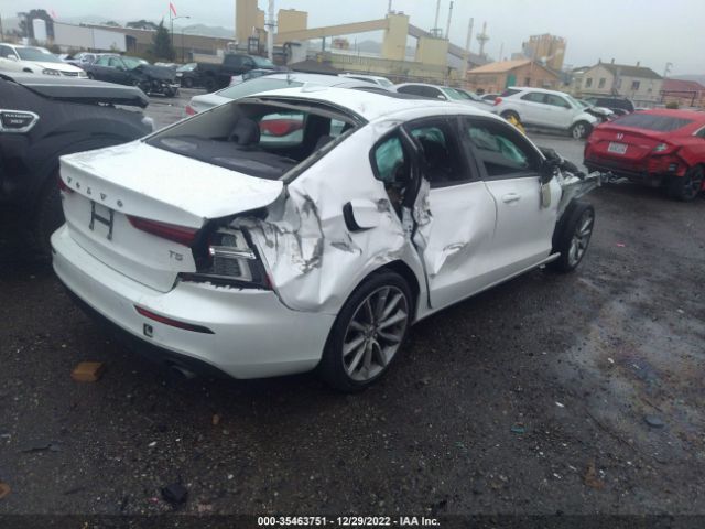 7JR102FK9LG040986 Volvo S60 Momentum
