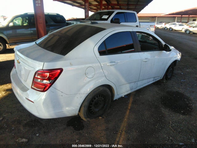 Chevrolet SONIC LS 2017 1G1JB5SH1H4126783 Image 4
