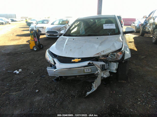 Chevrolet SONIC LS 2017 1G1JB5SH1H4126783 Image 6