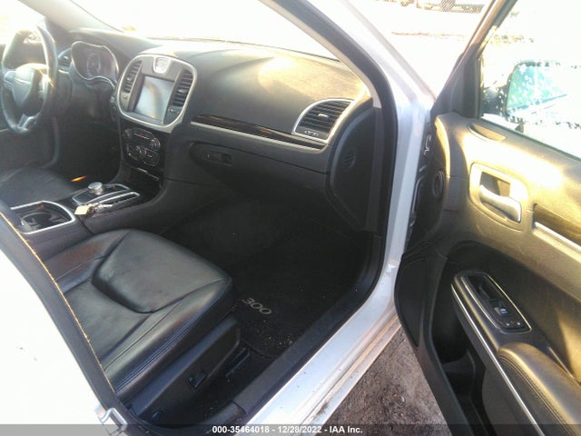 2C3CCAAG1FH828833 Chrysler 300 Limited