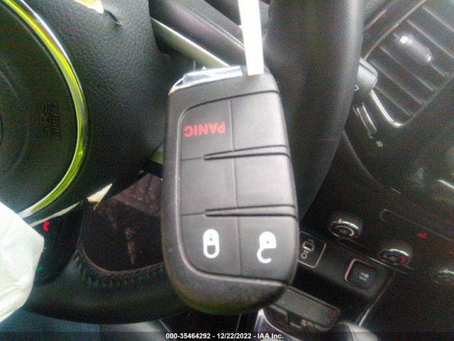 2018 Jeep Compass, VIN: 3C4NJCBB7JT327003