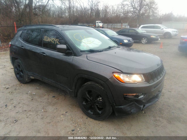 2018 Jeep Compass, VIN: 3C4NJCBB7JT327003