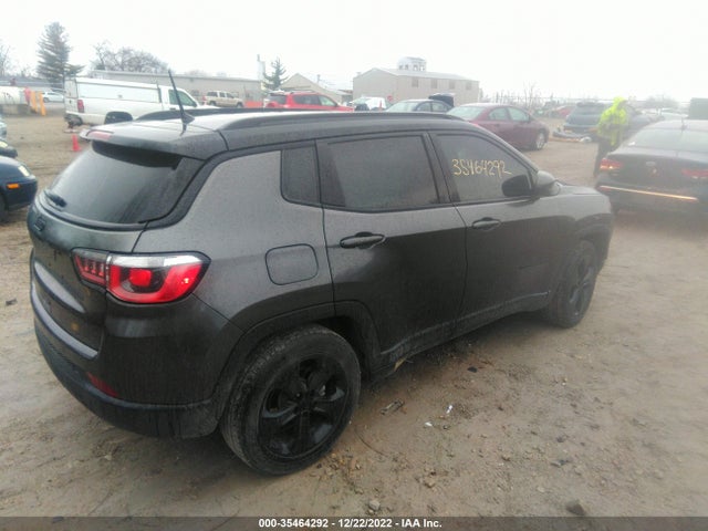 2018 Jeep Compass, VIN: 3C4NJCBB7JT327003