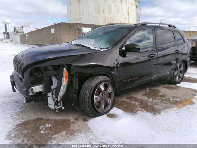 1C4PJLCS6GW275146 Jeep Cherokee 75th Anniversary