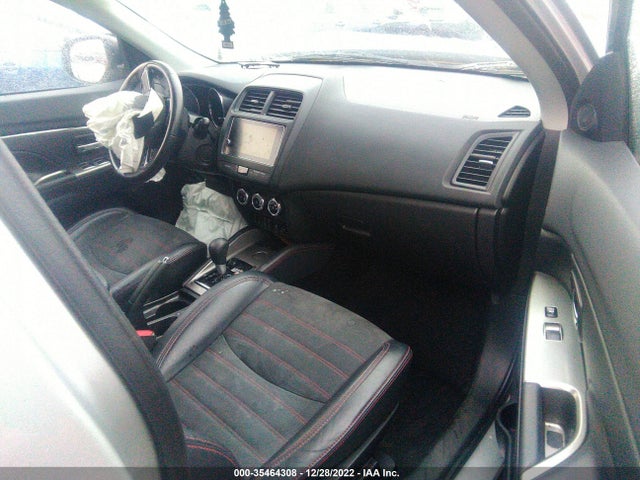 JA4AP3AW7JZ036909 Mitsubishi Outlander Sport Se 2.4