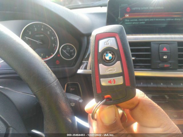 WBA8D9C58HK677863 BMW 3 Series 330i Xdrive