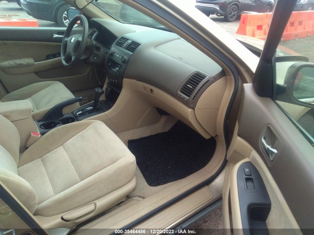 2005 HONDA ACCORD SDN LX VIN: 1HGCM56495A149471
