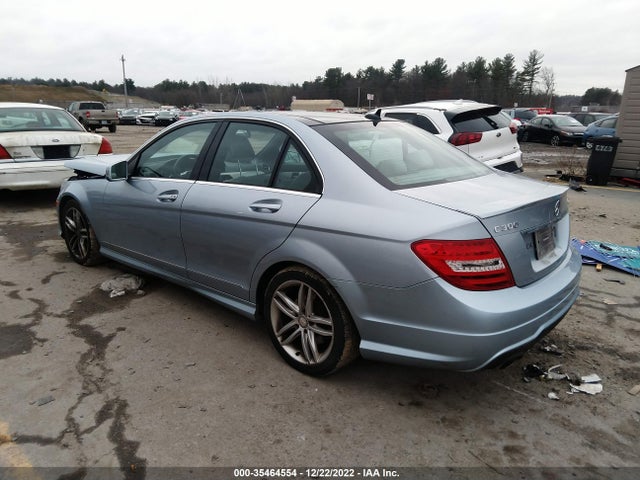 2013 MERCEDES-BENZ C-CLASS C 300 VIN: WDDGF8AB5DR245637