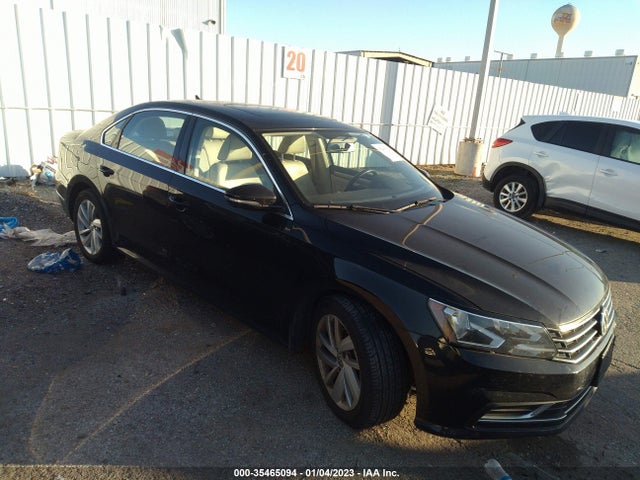 2018 Volkswagen Passat, VIN: 1VWBA7A33JC012437