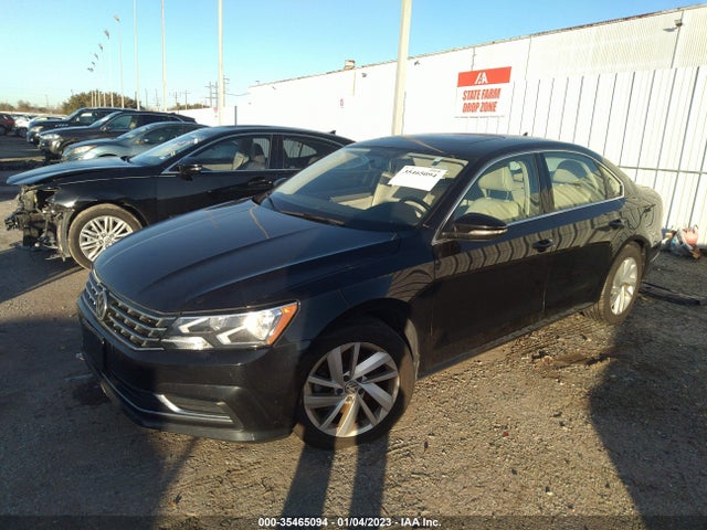 2018 Volkswagen Passat, VIN: 1VWBA7A33JC012437