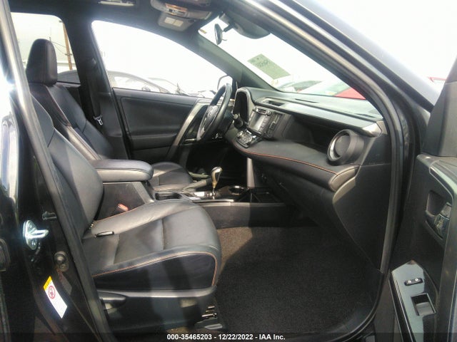 2017 Toyota RAV4, VIN: JTMJJREV7HD088141