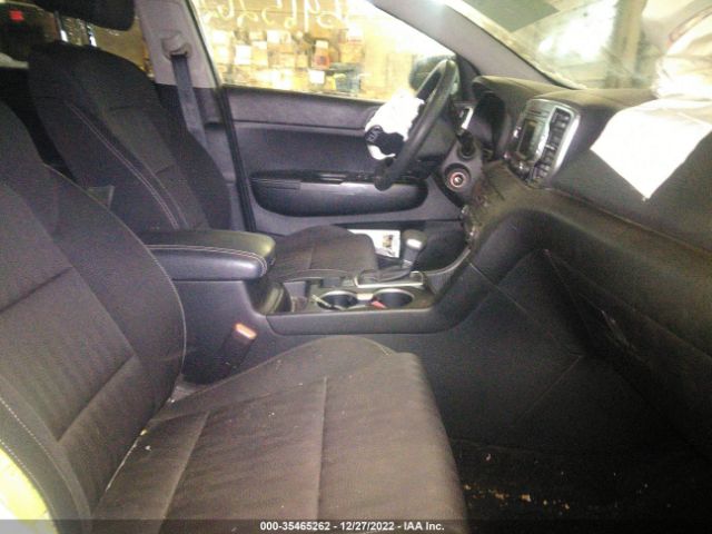 KNDPMCAC9H7047995 KIA Sportage Lx