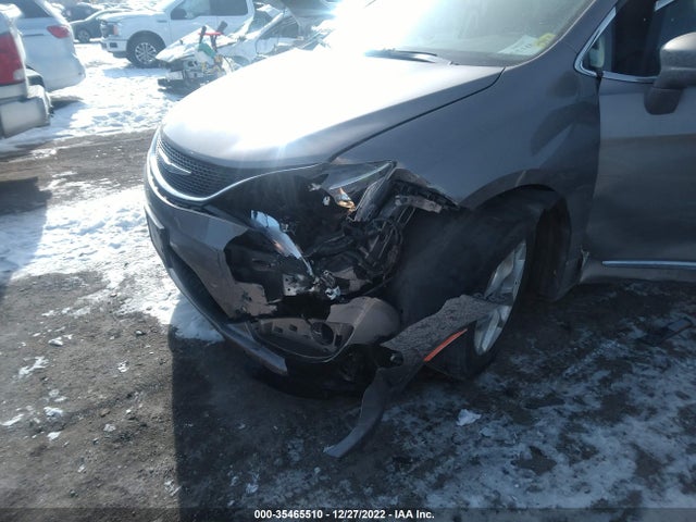 2017 Chrysler Pacifica, VIN: 2C4RC1BG8HR833576