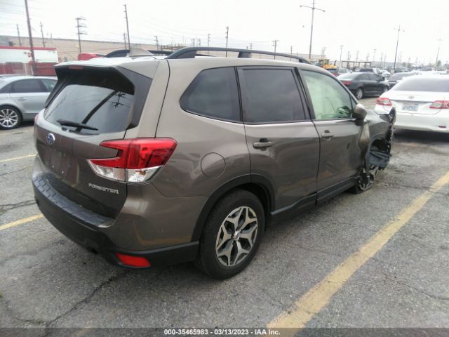 JF2SKAFC7MH404562 Subaru Forester Premium