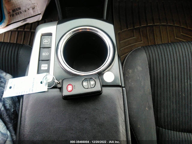 2015 Toyota Prius, VIN: JTDZN3EU9FJ017310