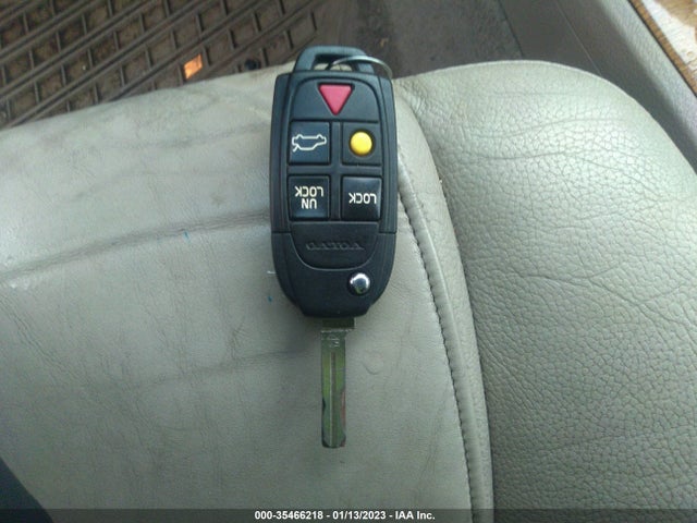 Volvo XC90 2004 YV1CZ59H141096885 Image 3
