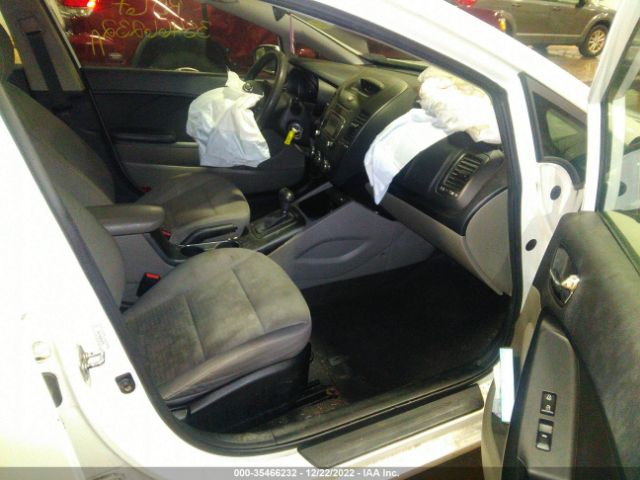 KNAFX4A63G5541795 KIA FORTE LX