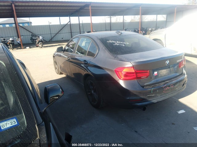 BMW 3 Series 320i 2016 WBA8E1G55GNU10881 Image 2