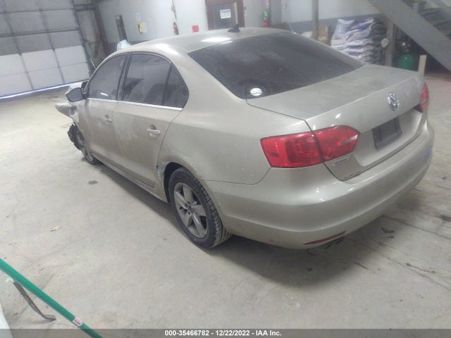 3VWLL7AJ3DM251129 Volkswagen Jetta Sedan Tdi