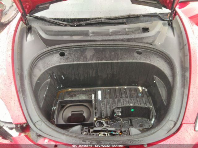 5YJ3E1EB3NF121869 Tesla MODEL 3