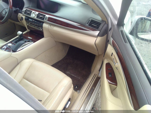 2016 Lexus LS, VIN: JTHBL5EF1G5142217