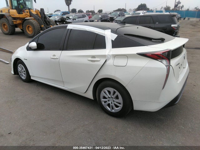 Toyota Prius Two 2016 JTDKBRFU8G3507058 Image 4