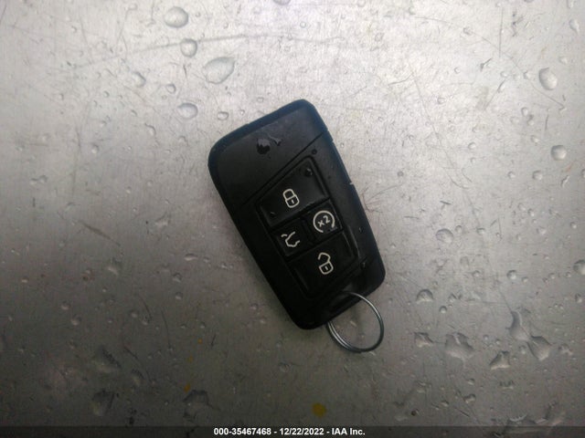 2022 VOLKSWAGEN TAOS SE VIN: 3VVPX7B28NM059403