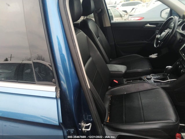 2018 VOLKSWAGEN TIGUAN SEL/SE VIN: 3VV2B7AX3JM029032