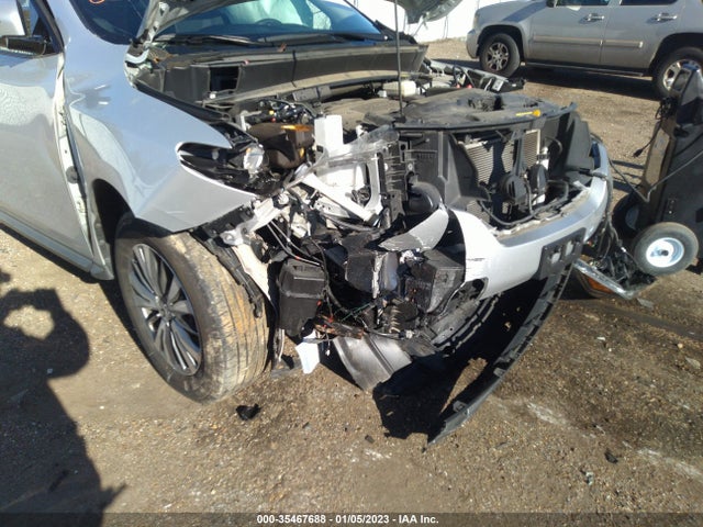 2018 Nissan Pathfinder, VIN: 5N1DR2MNXJC642097