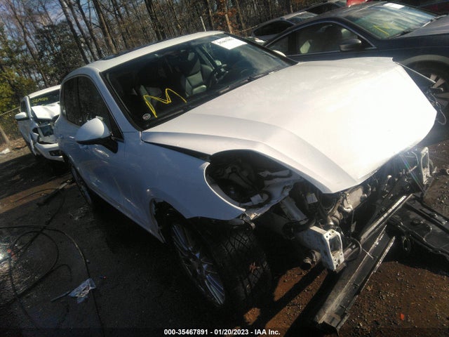 2015 Porsche Cayenne, VIN: WP1AC2A25FLA80764