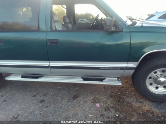 1GKGC26R5VJ712470 GMC Suburban