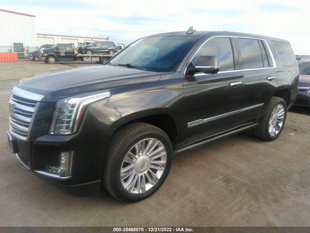 Cadillac Escalade Platinum 2015 1GYS4PKJXFR689619 Image 2