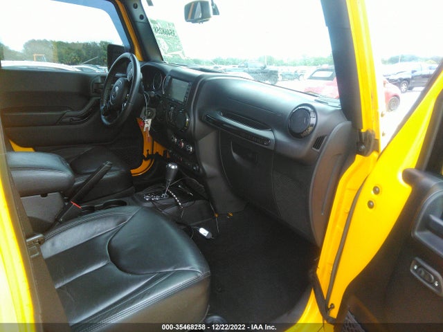 2015 Jeep Wrangler, VIN: 1C4BJWEG5FL692875
